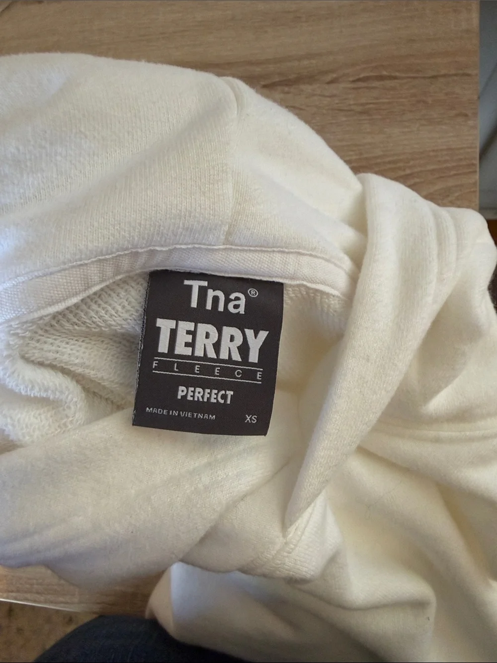 Aritzia TNA Terry Sweatfleece Hoodie White EUC MSRP $95